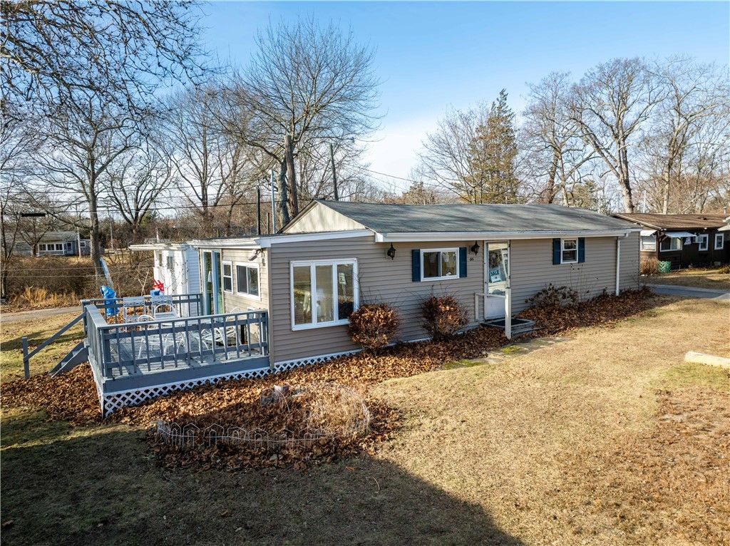 46 E Andrew Comstock Road, Warwick, RI 02886