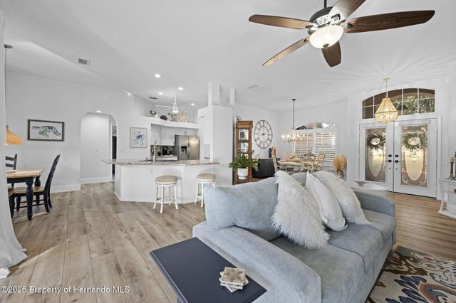 4567 Secretariat Run, Spring Hill, FL 34609