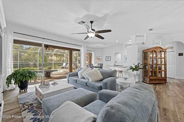 4567 Secretariat Run, Spring Hill, FL 34609