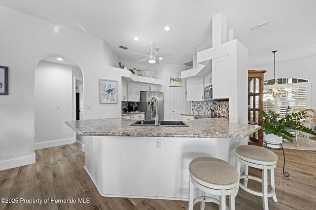 4567 Secretariat Run, Spring Hill, FL 34609