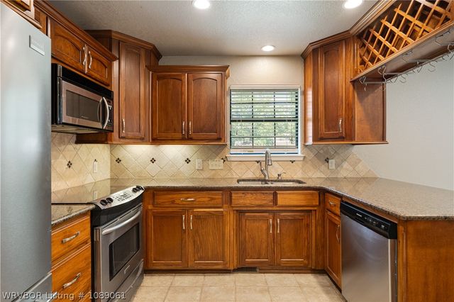 3104 S 99th Street, Fort Smith, AR 72903