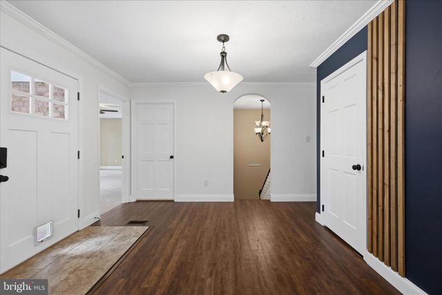 3744 BROWNTOWN RD, Front Royal, VA 22630