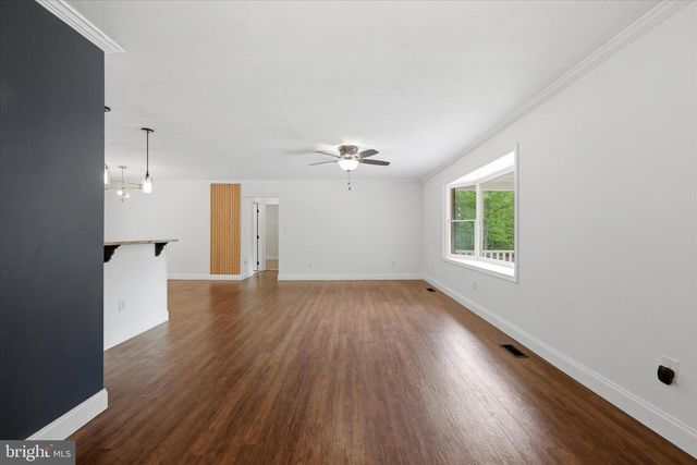 3744 BROWNTOWN RD, Front Royal, VA 22630