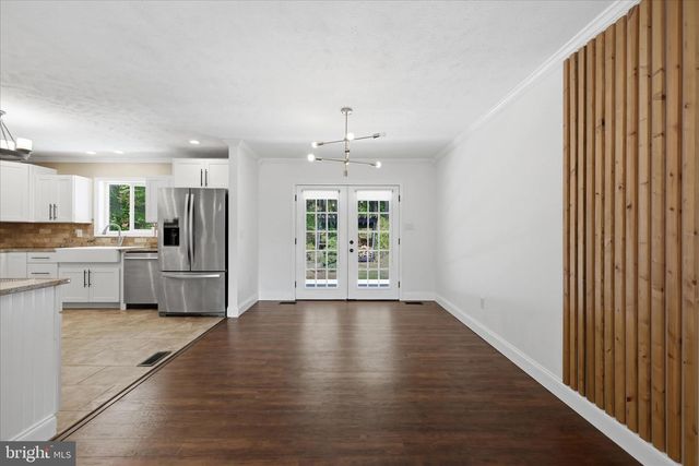 3744 BROWNTOWN RD, Front Royal, VA 22630