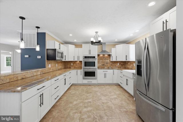 3744 BROWNTOWN RD, Front Royal, VA 22630