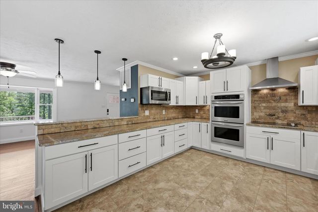 3744 BROWNTOWN RD, Front Royal, VA 22630