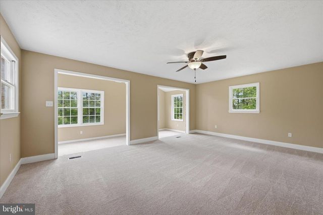 3744 BROWNTOWN RD, Front Royal, VA 22630