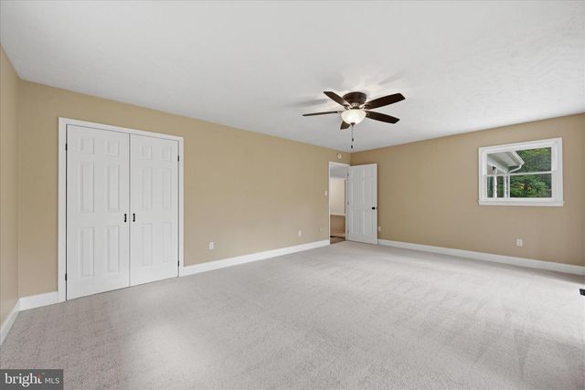 3744 BROWNTOWN RD, Front Royal, VA 22630