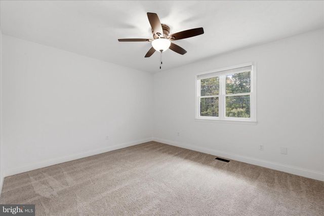 3744 BROWNTOWN RD, Front Royal, VA 22630
