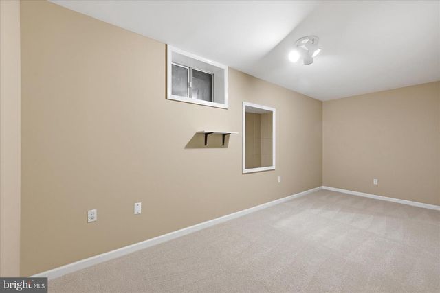 3744 BROWNTOWN RD, Front Royal, VA 22630