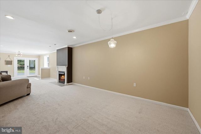 3744 BROWNTOWN RD, Front Royal, VA 22630