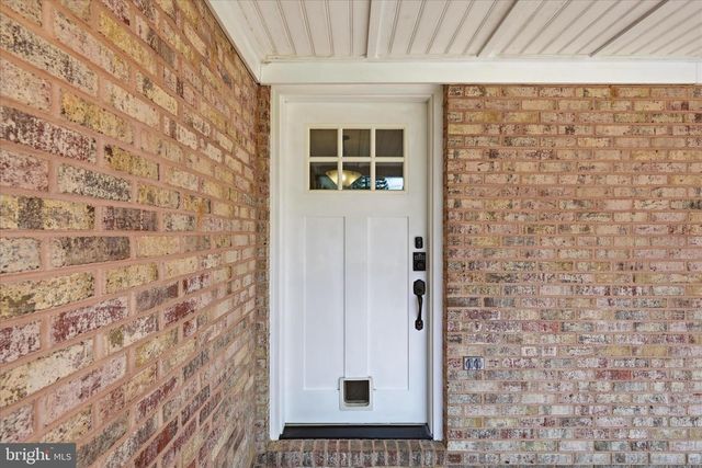 3744 BROWNTOWN RD, Front Royal, VA 22630