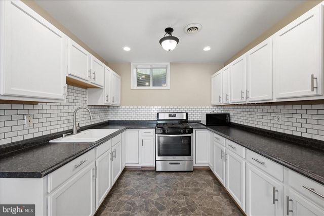 3744 BROWNTOWN RD, Front Royal, VA 22630
