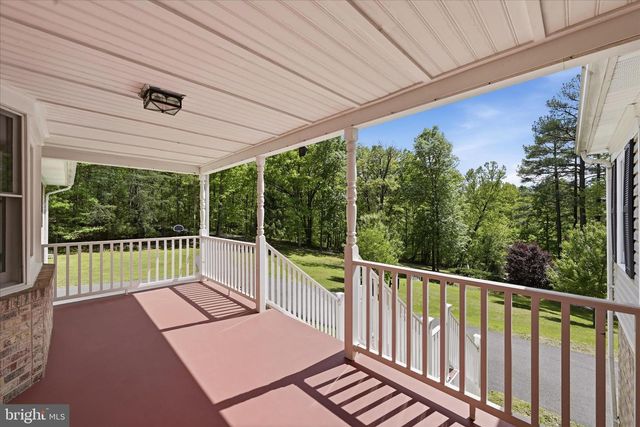 3744 BROWNTOWN RD, Front Royal, VA 22630
