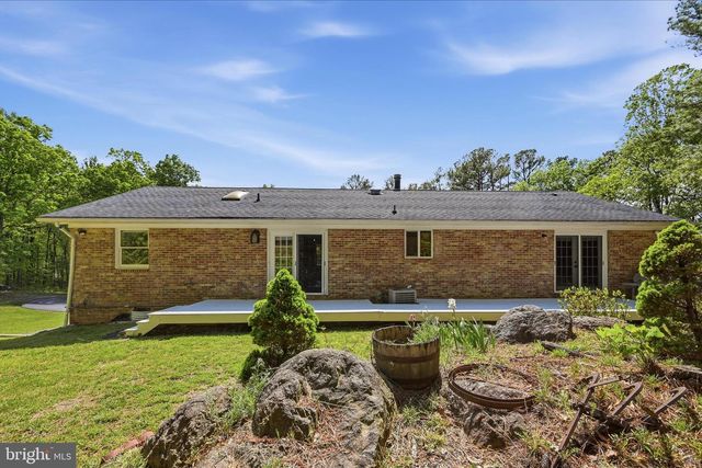 3744 BROWNTOWN RD, Front Royal, VA 22630