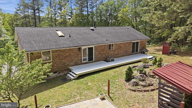 3744 BROWNTOWN RD, Front Royal, VA 22630