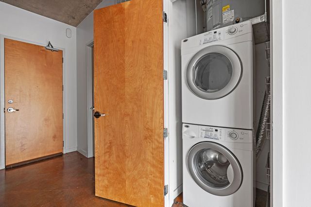 600 12th Ave S Apt 1608, Nashville, TN 37203