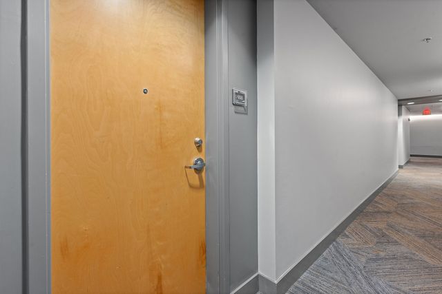 600 12th Ave S Apt 1608, Nashville, TN 37203