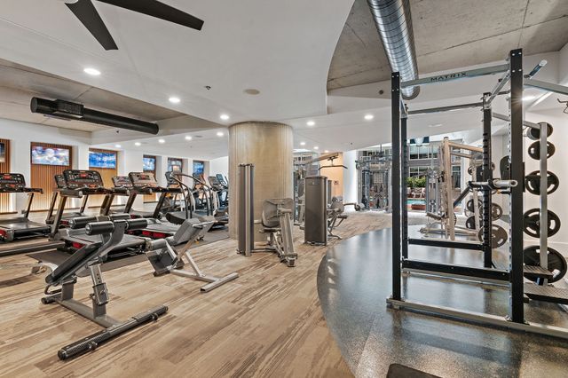 600 12th Ave S Apt 1608, Nashville, TN 37203