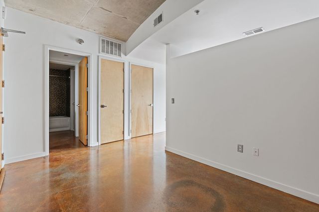 600 12th Ave S Apt 1608, Nashville, TN 37203