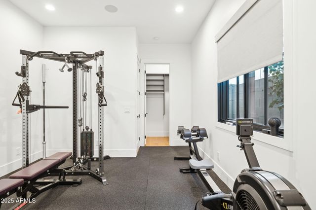 3530 E GLENROSA Avenue, Phoenix, AZ 85018