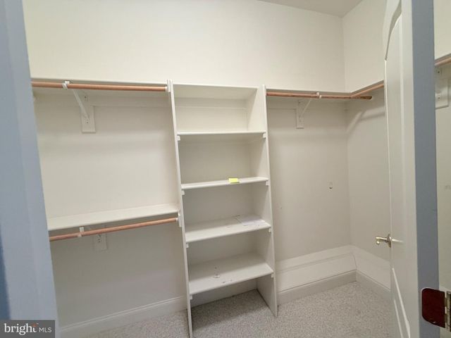 12739 LADY SOMERSET LN, Fairfax, VA 22033