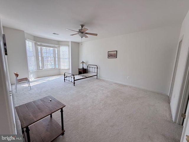 12739 LADY SOMERSET LN, Fairfax, VA 22033