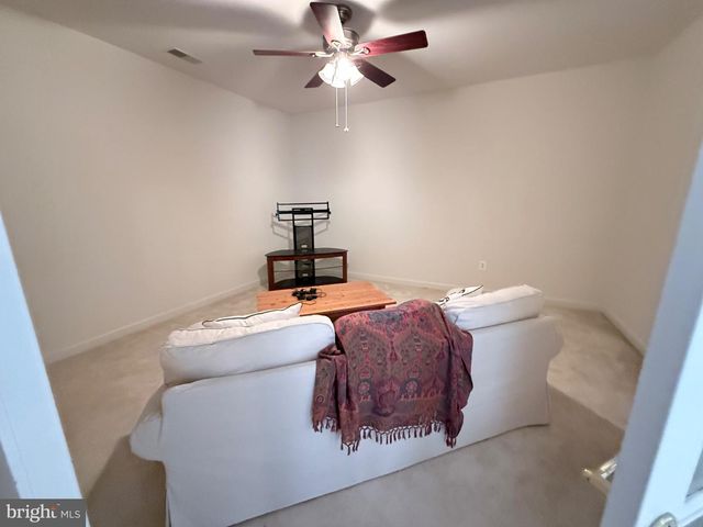 12739 LADY SOMERSET LN, Fairfax, VA 22033