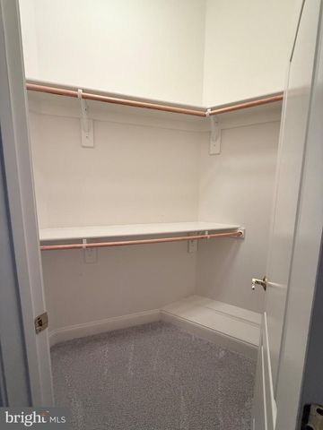 12739 LADY SOMERSET LN, Fairfax, VA 22033