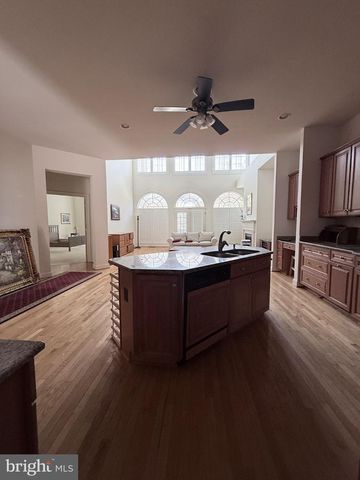 12739 LADY SOMERSET LN, Fairfax, VA 22033