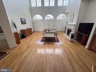 12739 LADY SOMERSET LN, Fairfax, VA 22033