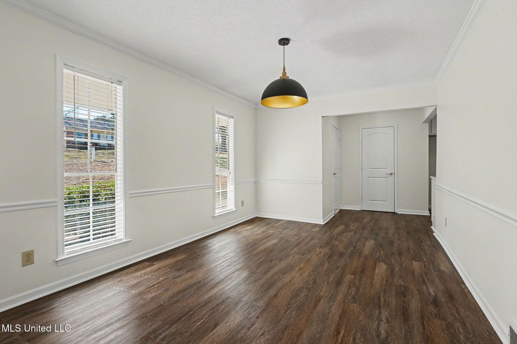 4490 S Big Horn Drive, Nesbit, MS 38651 — photo 5