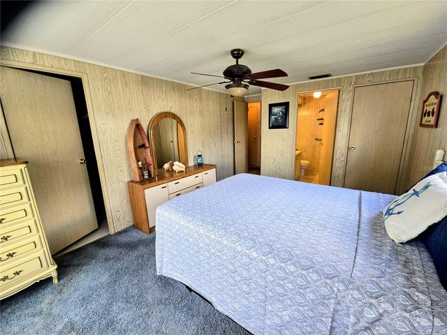 6306 WATERFRONT LANE, Zephyrhills, FL 33542