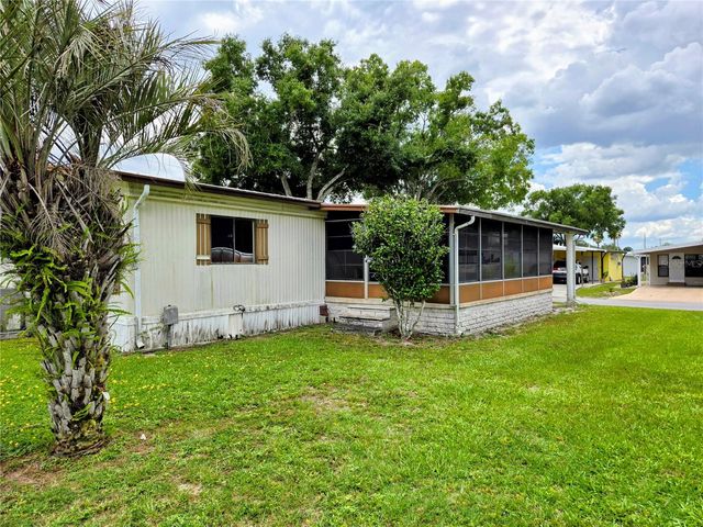 6306 WATERFRONT LANE, Zephyrhills, FL 33542