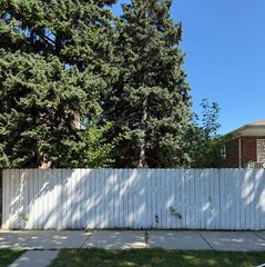 5015 S Fairfield Avenue, Chicago, IL 60632