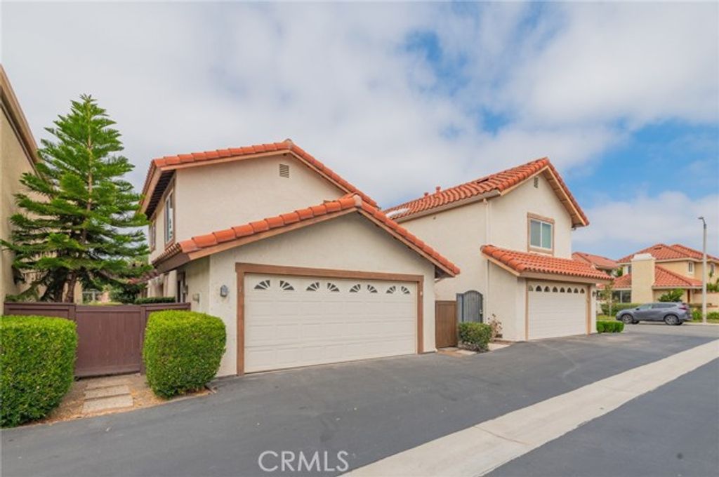 7 Tivoli, Irvine, CA 92620