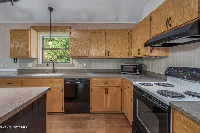 1054 Dickey Road, Murphy, NC 28906