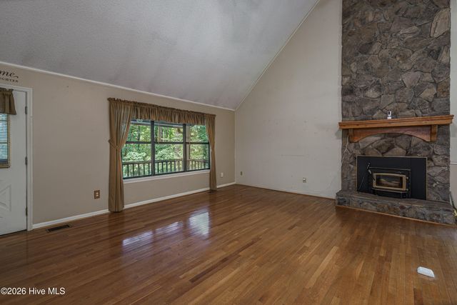 1054 Dickey Road, Murphy, NC 28906