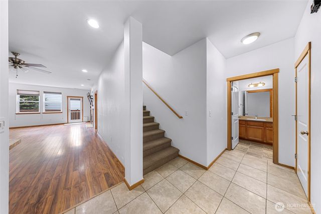 1033 Aspen Lane, Burlington, WA 98233