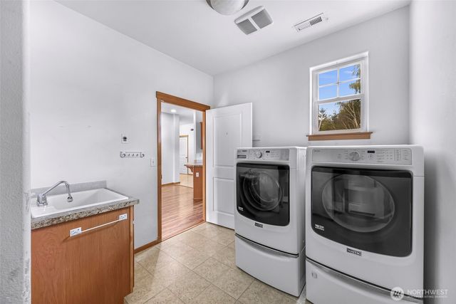 1033 Aspen Lane, Burlington, WA 98233