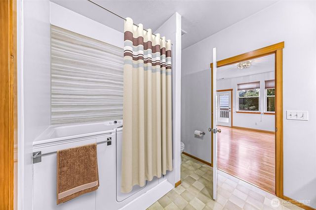 1033 Aspen Lane, Burlington, WA 98233