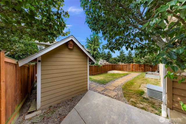 1033 Aspen Lane, Burlington, WA 98233