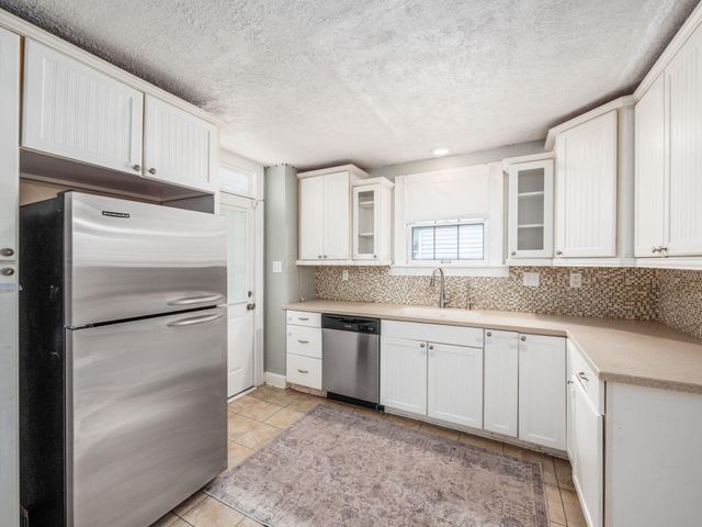 49 S Westmoor Avenue, Columbus, OH 43204