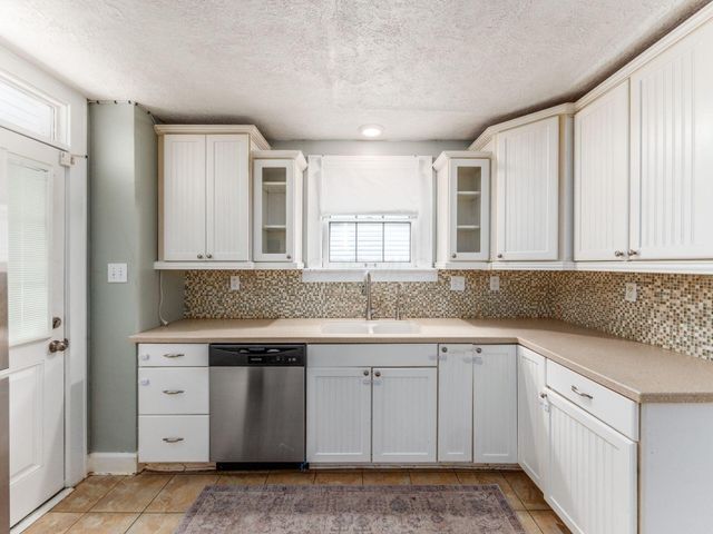 49 S Westmoor Avenue, Columbus, OH 43204