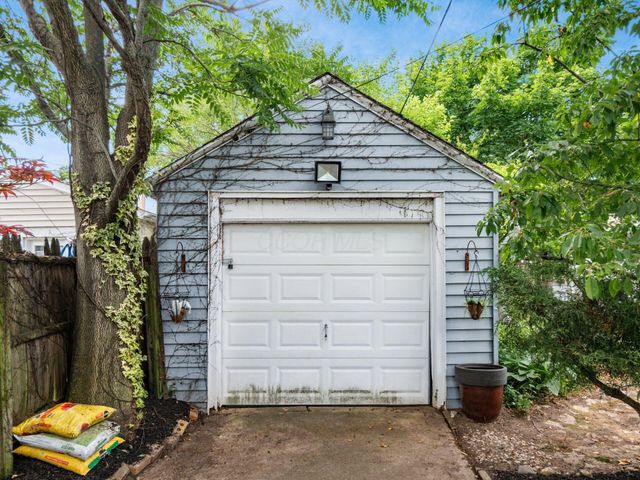 49 S Westmoor Avenue, Columbus, OH 43204