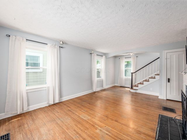 49 S Westmoor Avenue, Columbus, OH 43204
