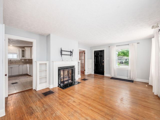 49 S Westmoor Avenue, Columbus, OH 43204