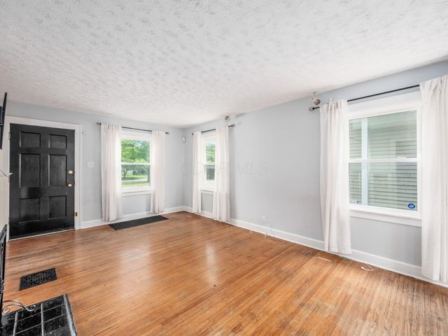 49 S Westmoor Avenue, Columbus, OH 43204