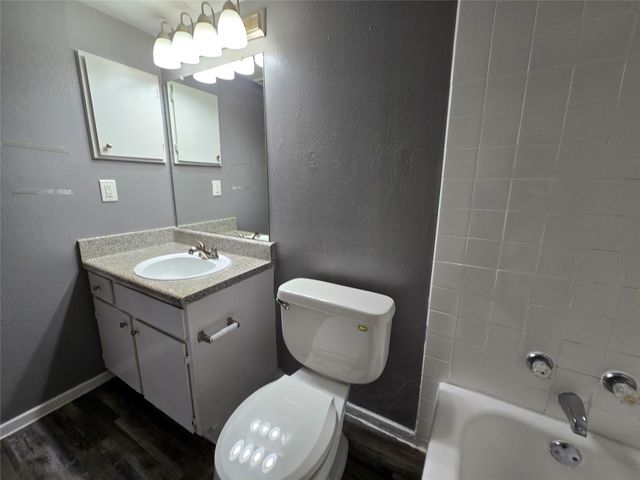 1122 Millview Drive 1304, Arlington, TX 76012