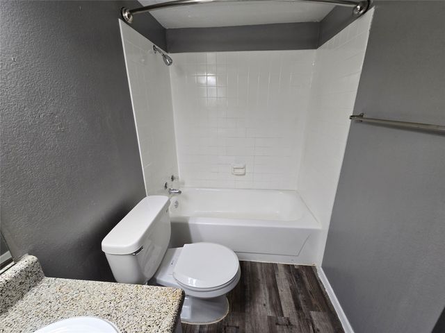 1122 Millview Drive 1304, Arlington, TX 76012